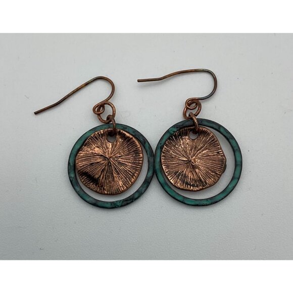 Double Circle Hammered Copper with Heart Patina Inlay Hoop Earrings Fish Backs - Picture 3 of 6